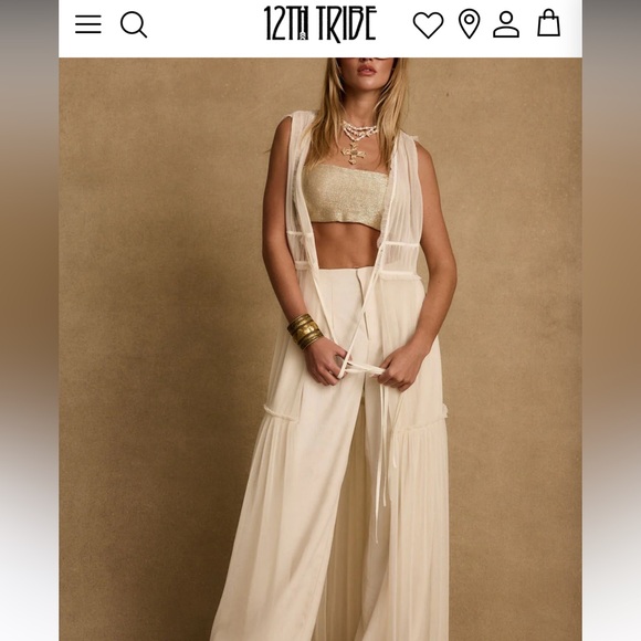 Tahliya Chiffon Cream Longline Top - 12th Tribe - Picture 2 of 3